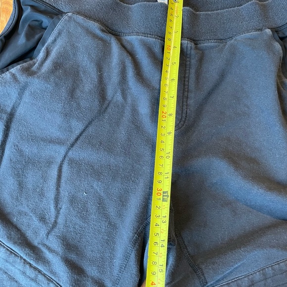 Lululemon cropped joggers - Picture 6 of 7